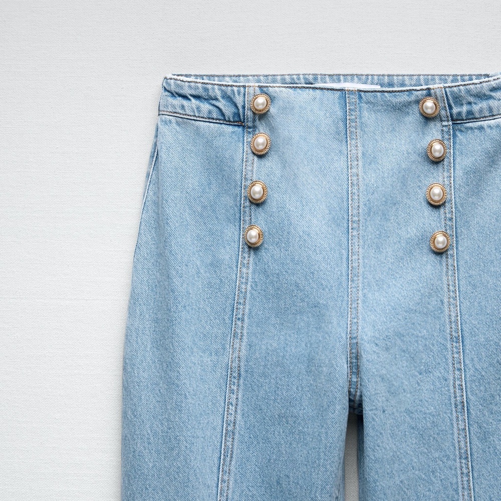 Zara Straight Fit Denim Jeans with gold-toned pearl buttons